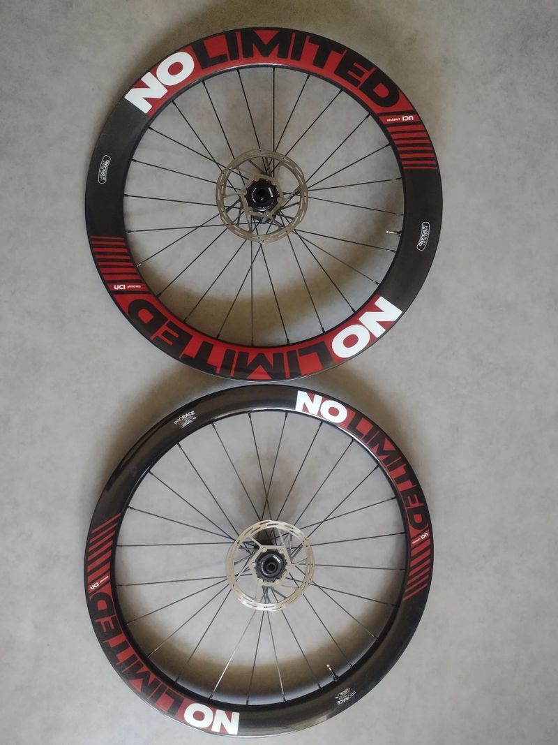 No limited DT 350 zapletená kola disc