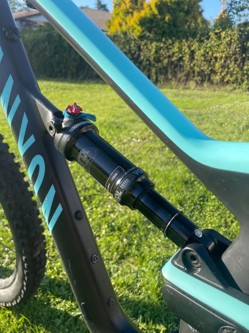 Canyon Spectral CF 8.0, vel. M
