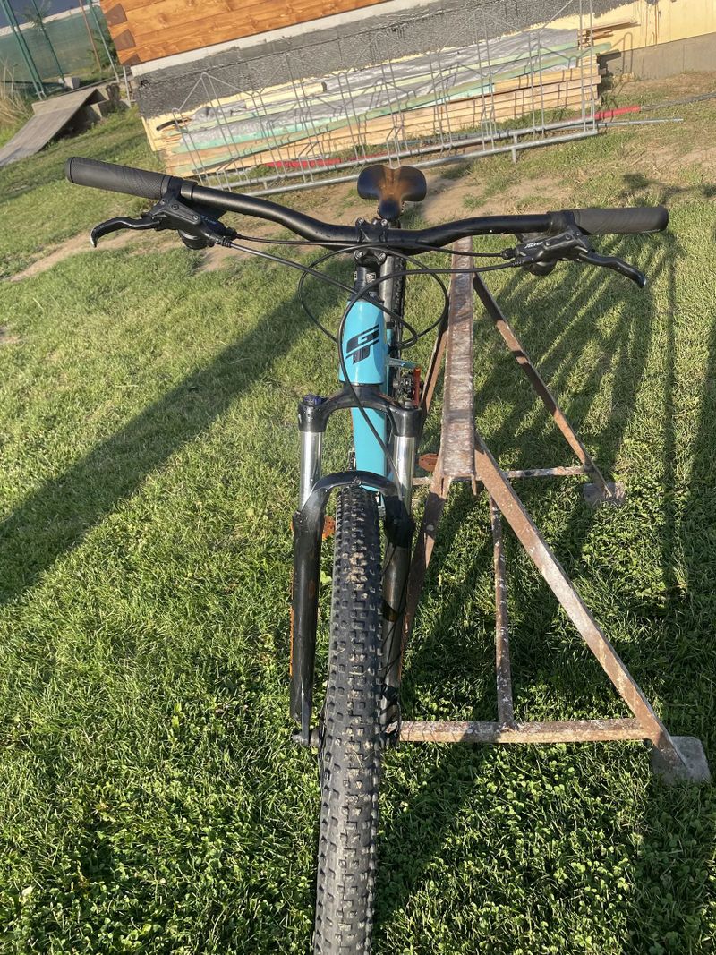 Horské MTB kolo - GT Avalanche 29" Sport 2020 - Aqua