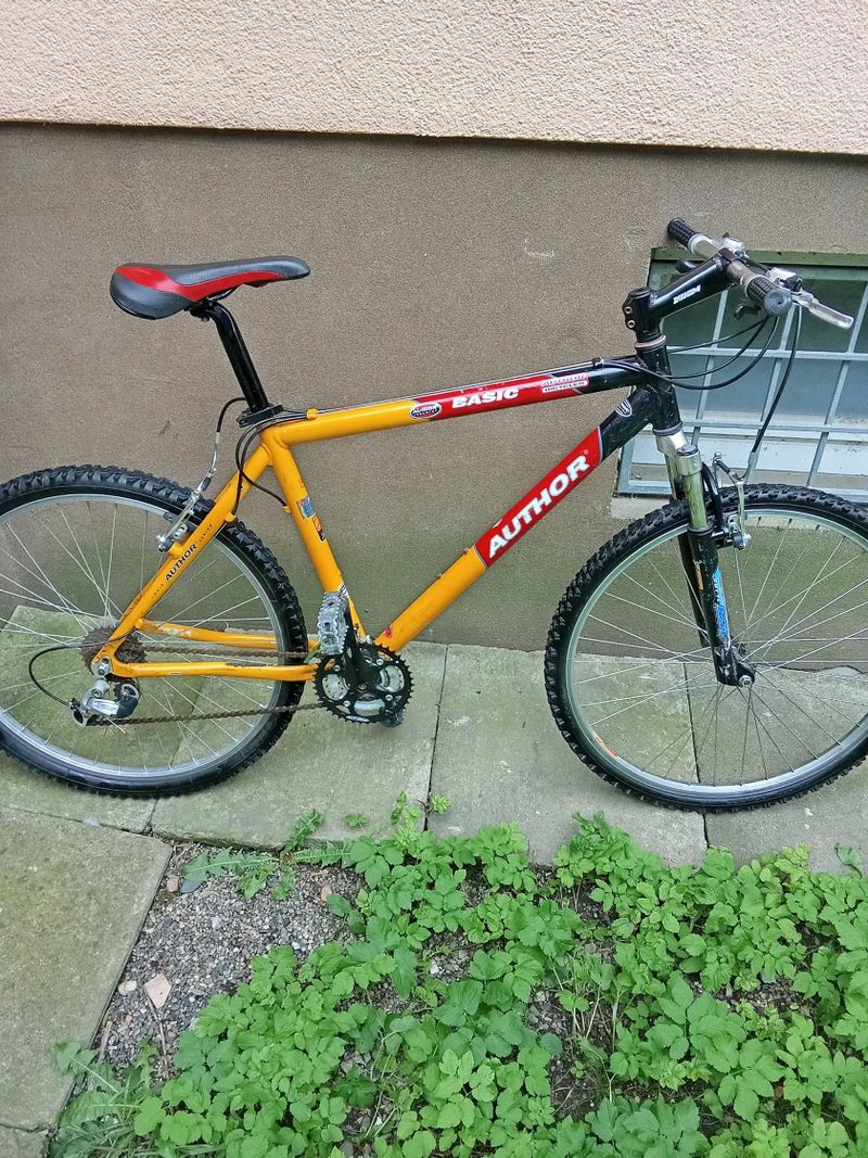 horské kolo author, vel. 19. 3x7 rychlostí, vybavení shimano