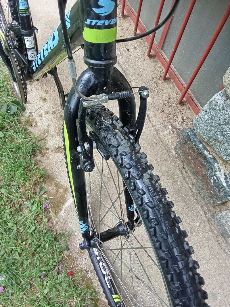 lehké dětské horské kolo stevens, vel. 24