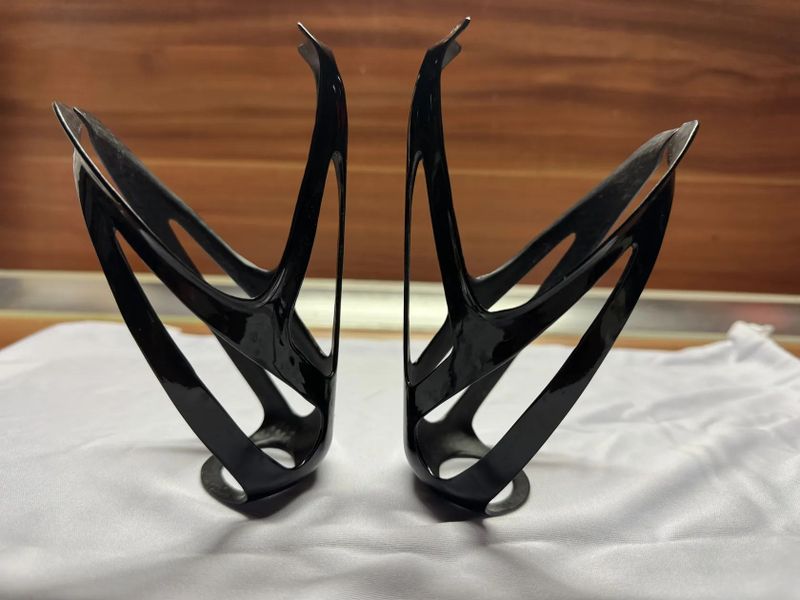 Prodam dva kosiky S-Works Carbon Rib Cage III