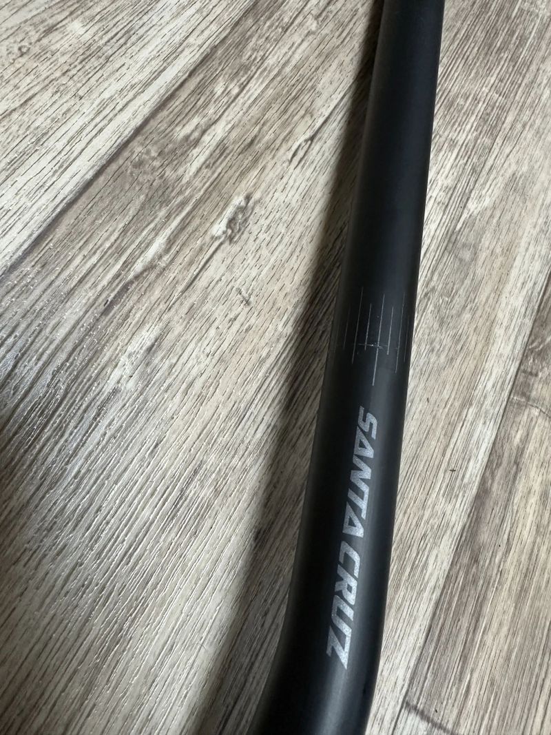 SANTA CRUZ RISER CARBON BARS 800 mm, 35 mm rise