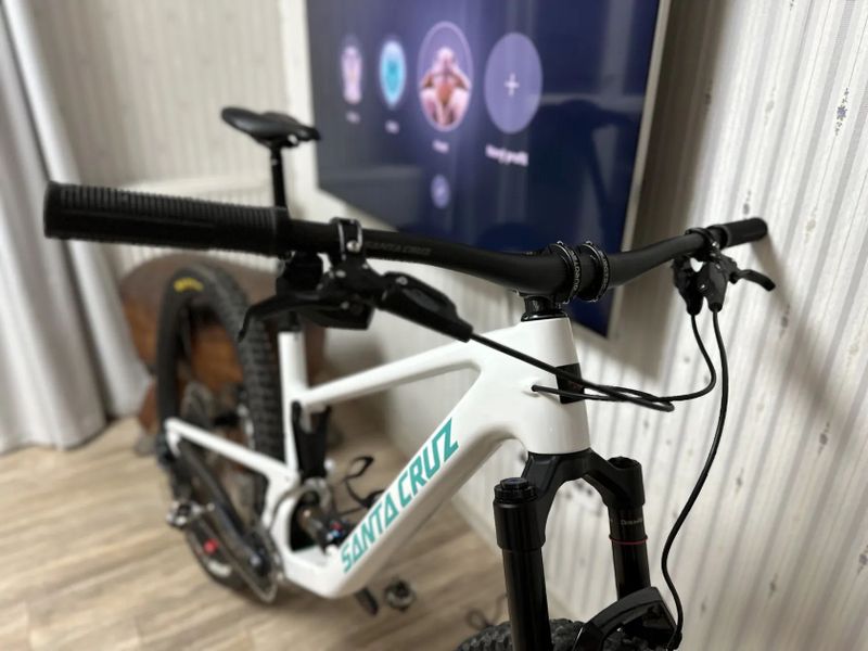 SANTA CRUZ RISER CARBON BARS 800 mm, 35 mm rise