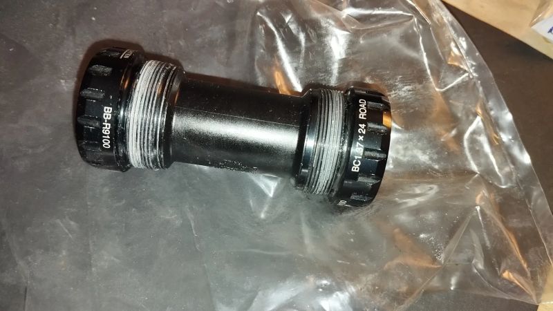 Nové středové složení SHIMANO DURA-ACE BB-R9100 BSA 