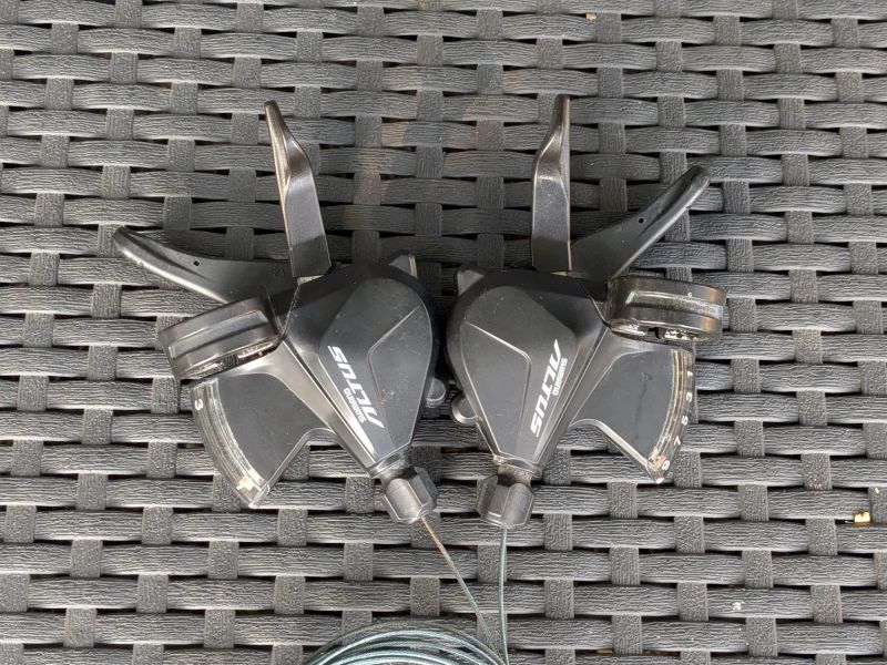 řazení Shimano Altus SL-M2000 3x9
