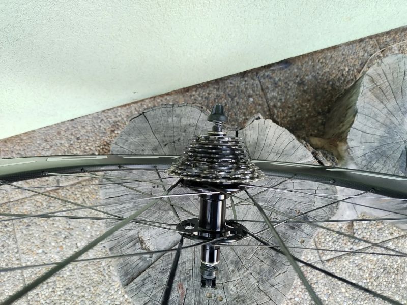 Karbonové kolo Spinolo 
