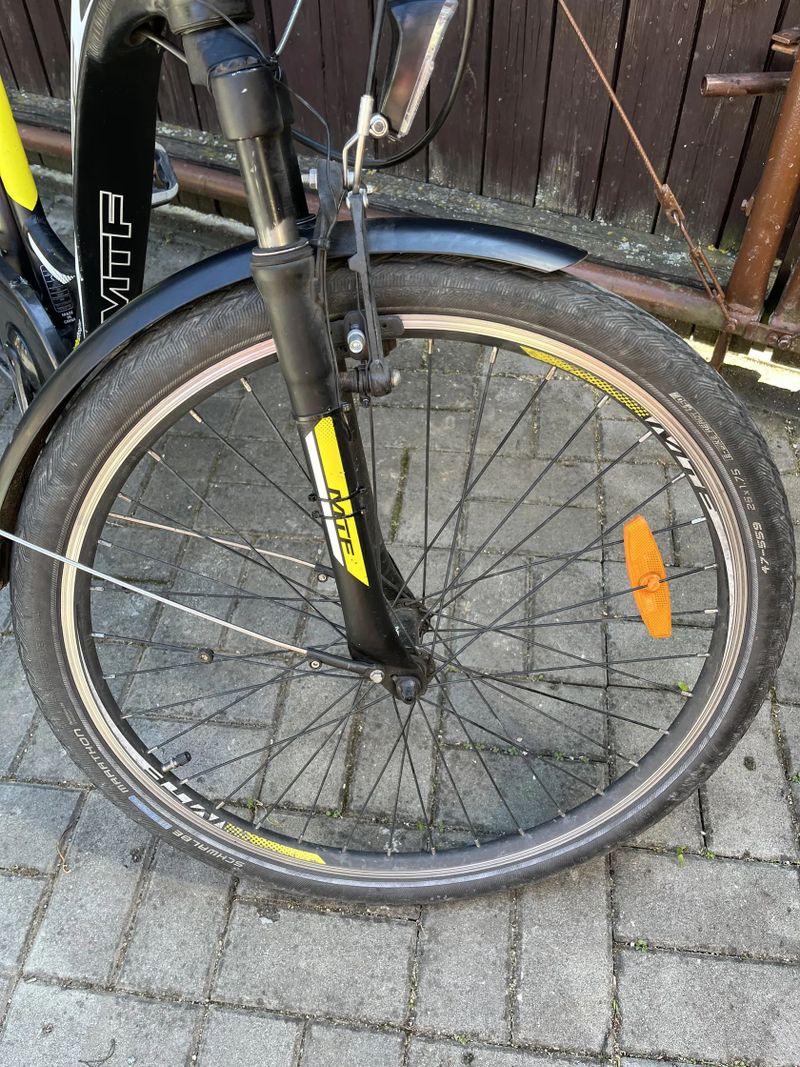 Městské elektrokolo MTF GRAND 1.1 – ideální pro rekreační jízdu i každodenní dojíždění