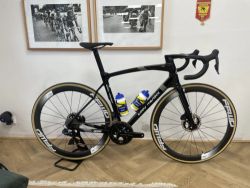 Eddy Merckx 525 S" Dura Ace Di2 2x11