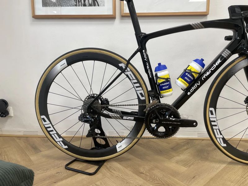 Eddy Merckx 525 S" Dura Ace Di2 2x11