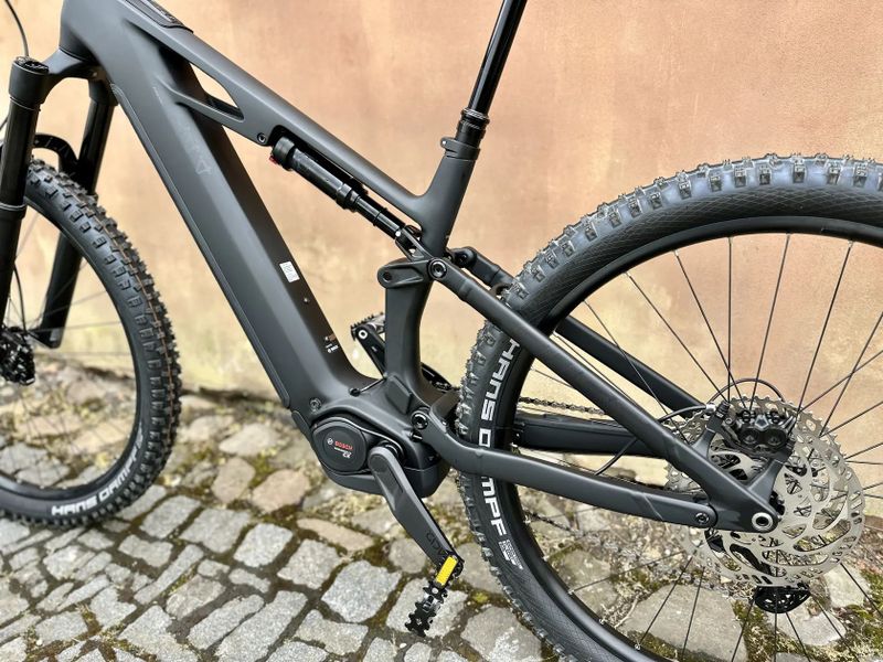 CUBE Stereo Hybrid ONE44 HPC Race 800 Nové M
