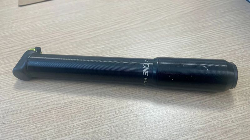Pumpa OneUp EDC 100cc