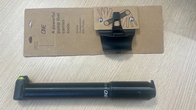 Pumpa OneUp EDC 100cc