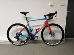 Cube Agree C:62 SLT - vel 56 - karbónové kola a elektrický SRAM Force AXS