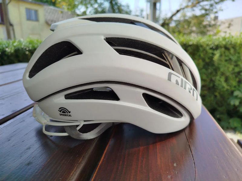 Giro Aries Spherical vel.M