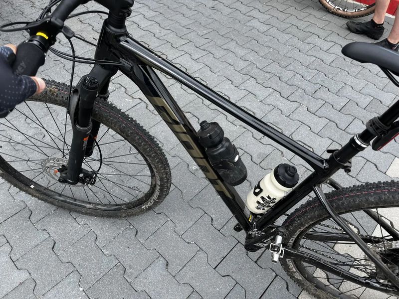GIANT HLINÍKOVÝ XC HARDTAIL XTC SLR 29 2