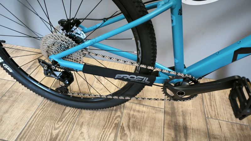 MRX Barbus Face 27 2025