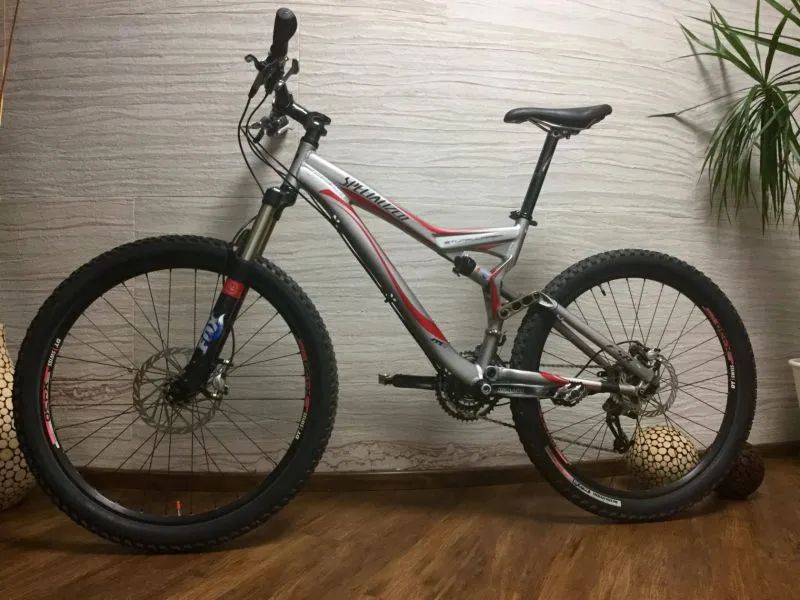 Horské kolo Specialized Stumpjumper FSR COMP