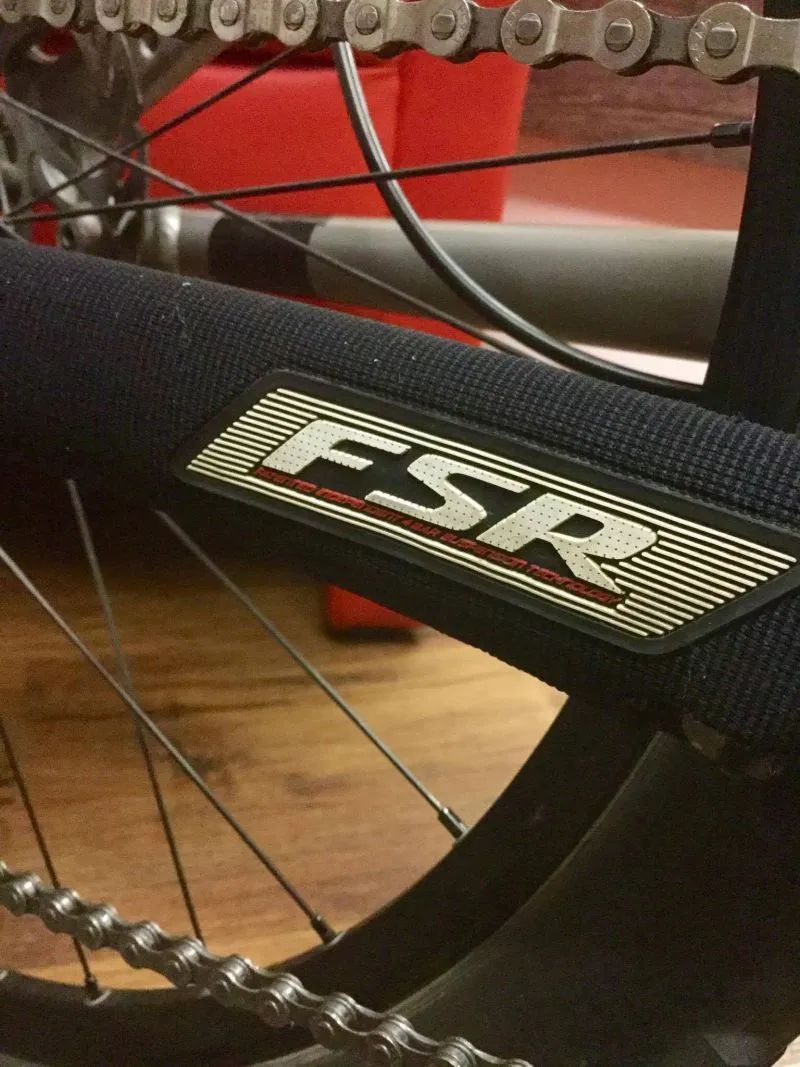 Horské kolo Specialized Stumpjumper FSR COMP