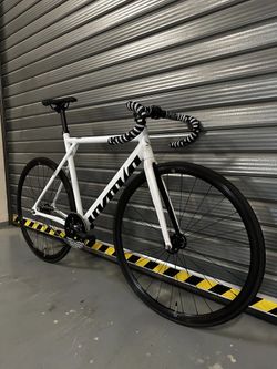Unknown Bass-X - fixie / single speed kolo 🎨 Více barev a velikostí