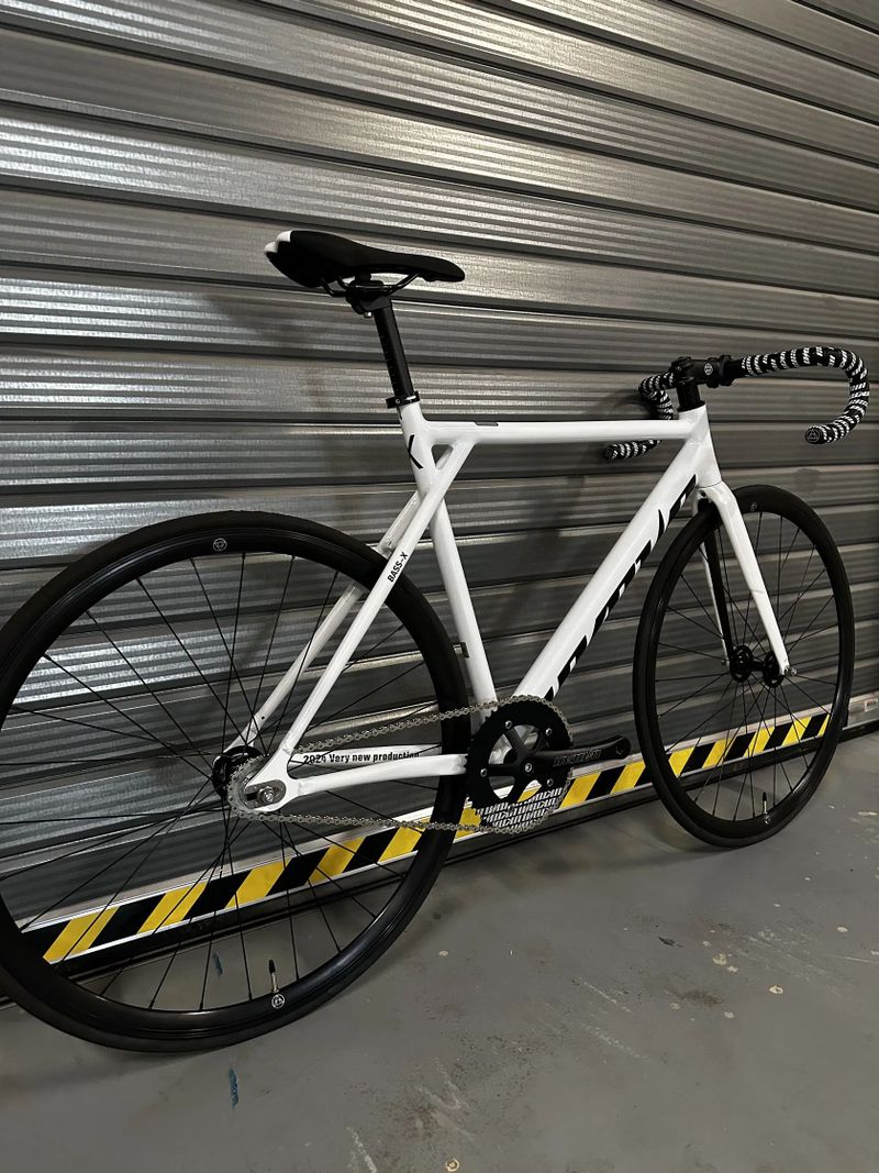 Unknown Bass-X - fixie / single speed kolo 🎨 Více barev a velikostí