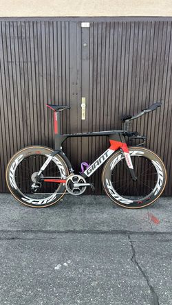 Giant trinity advanced TT