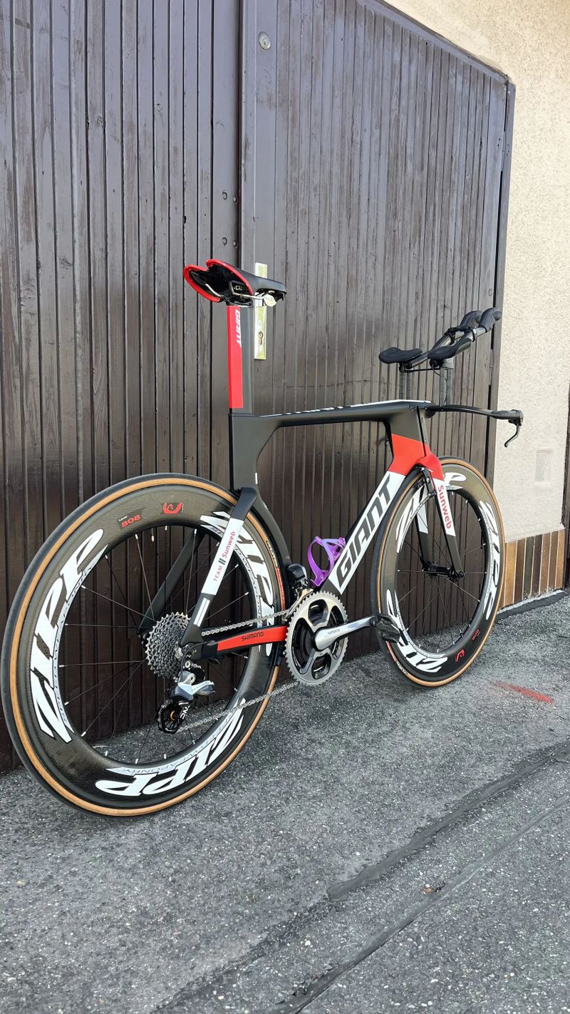 Giant trinity advanced TT