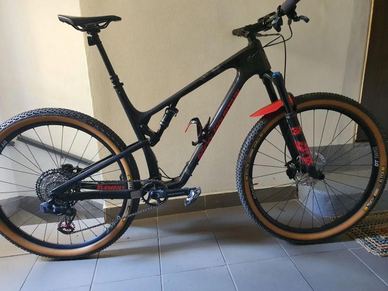 Rocky Mountain Element Carbon 50 XL