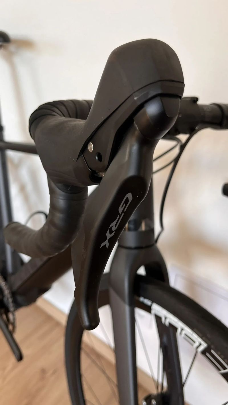Canyon Endurace:ON 7.0 silniční elektrokolo