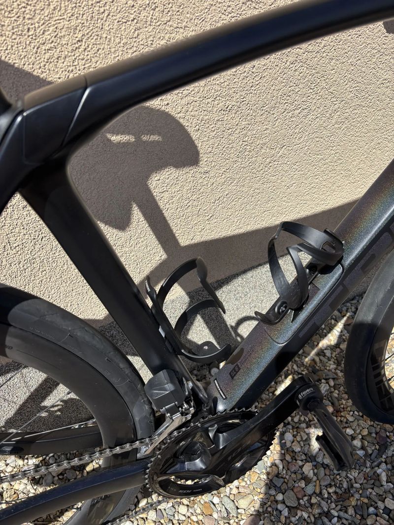 Trek Domane Gen 4, SL6 vel. 56 (+ karbonova kola FFWD)
