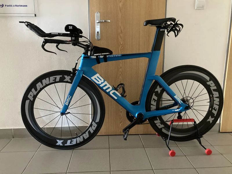 BMC Timemachine TM02 – karbon, Ultegra, Planet X, top stav