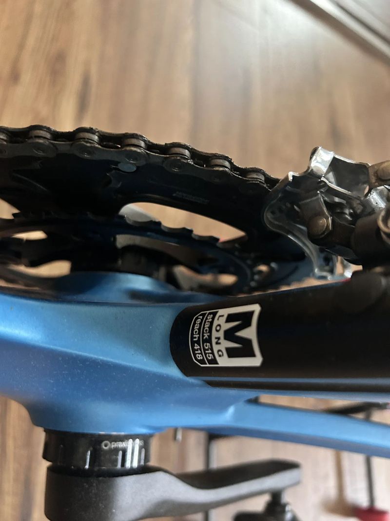 BMC Timemachine TM02 – karbon, Ultegra, Planet X, top stav
