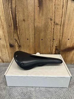 BROOKS C15 Carved