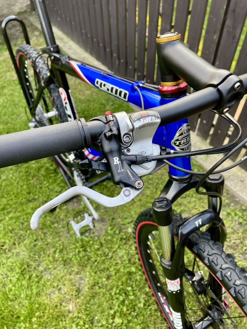 TREK SL 4500