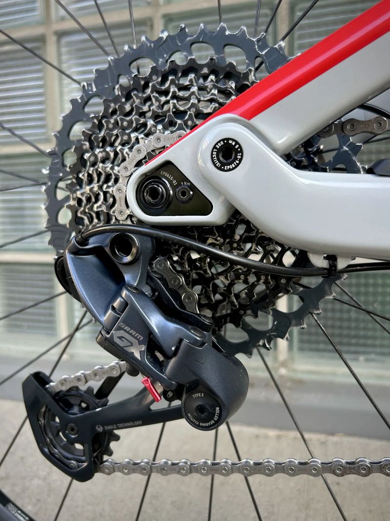 Canyon Neuron CF 8.0 carbon, vel. L