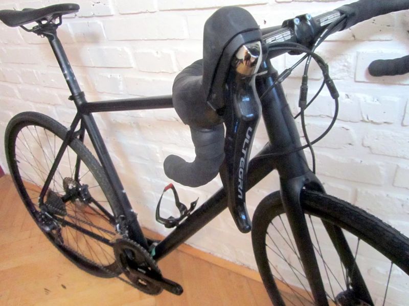 PINNACLE DOLOMITE na Shimano ULTEGRA, 57 cm. Zánovní