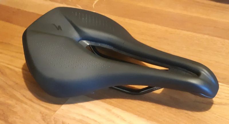 Sedlo Specialized Power Comp 143 mm