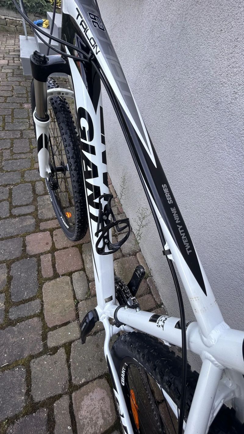 Horske kolo Giant velikost S