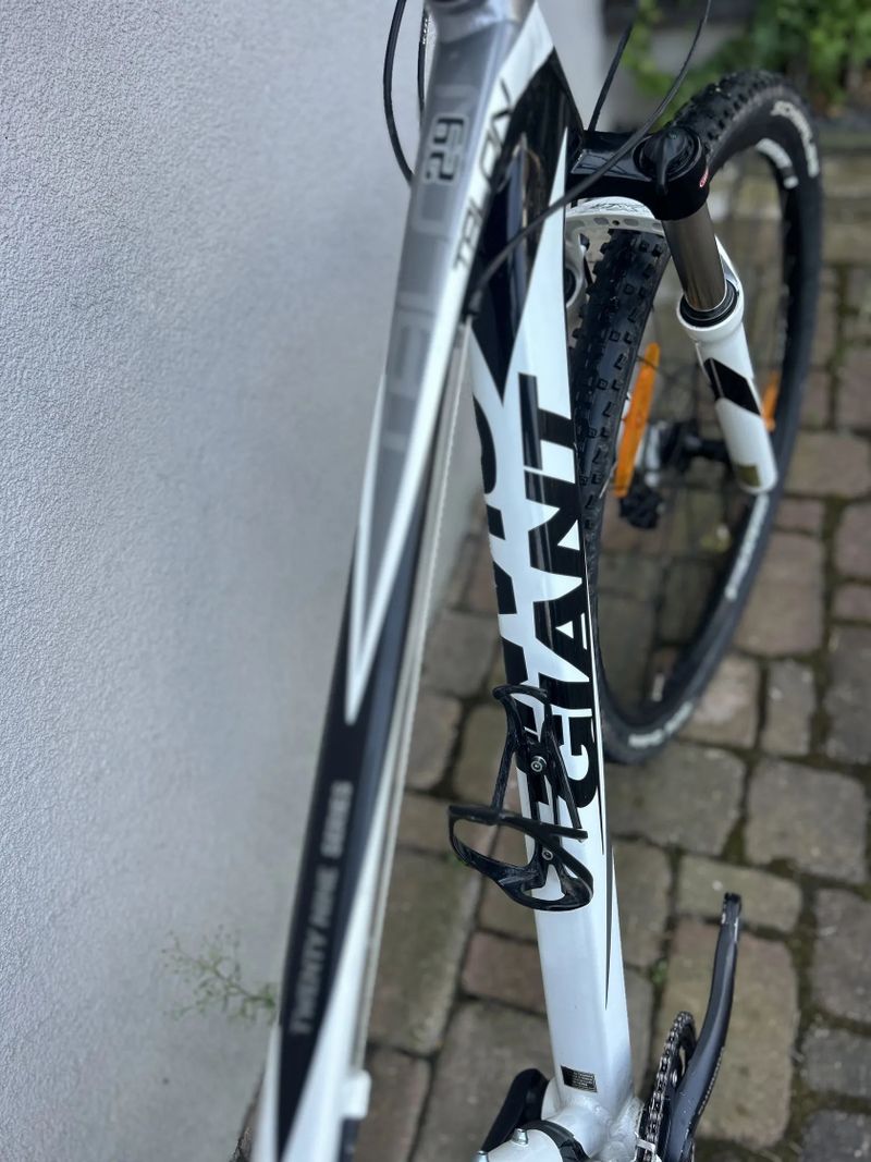 Horske kolo Giant velikost S
