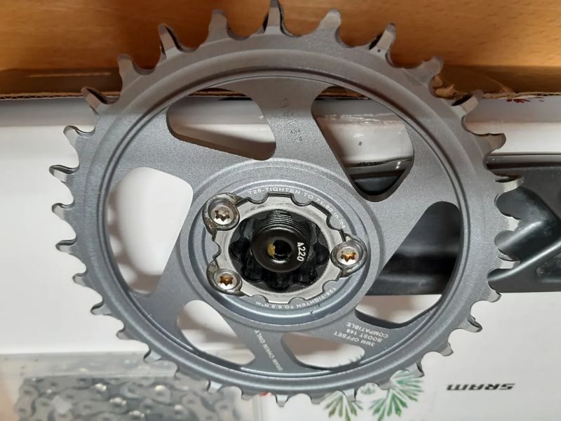 Kliky GX Eagle DUB + převodník X01 32z + řetěz X01