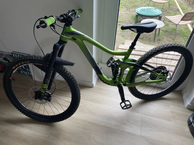 Giant Trance X, velikost S