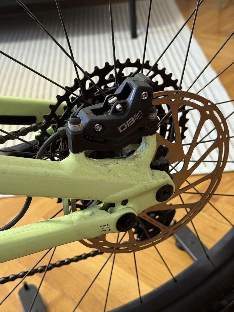 Specialized Turbo Levo, vel. S2, 2024, Limestone