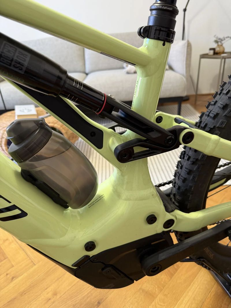 Specialized Turbo Levo, vel. S2, 2024, Limestone