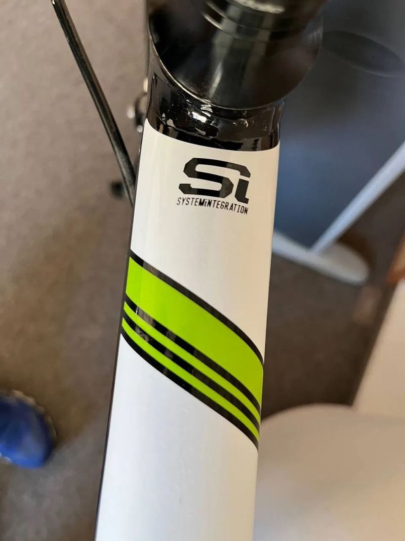 Prodám zachovale silniční kolo Cannondale CAAD 8 