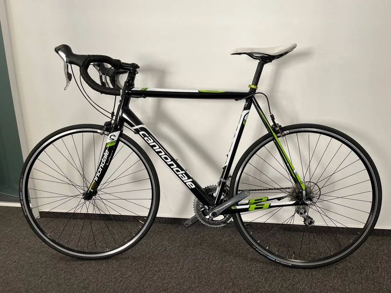 Prodám zachovale silniční kolo Cannondale CAAD 8 