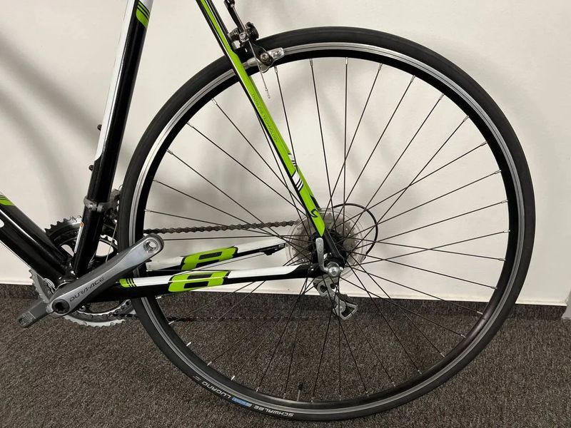 Prodám zachovale silniční kolo Cannondale CAAD 8 