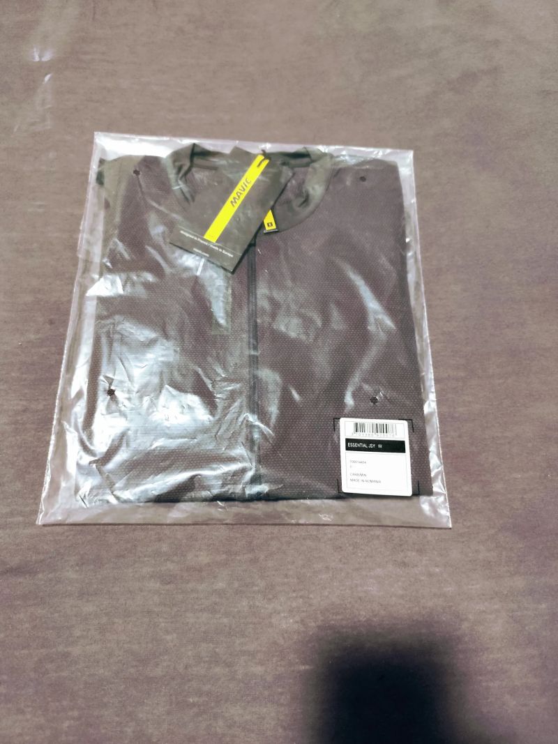 Mavic Aksium a Essential damske dresy S, M, XL