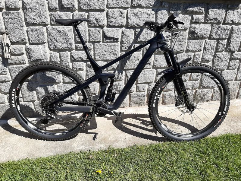 Canyon Strive CF 9.0 - vel. L