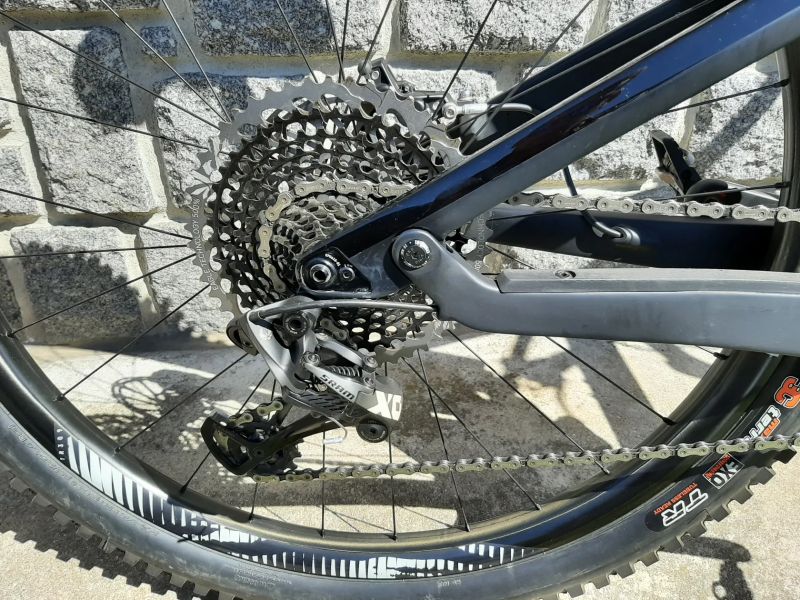 Canyon Strive CF 9.0 - vel. L