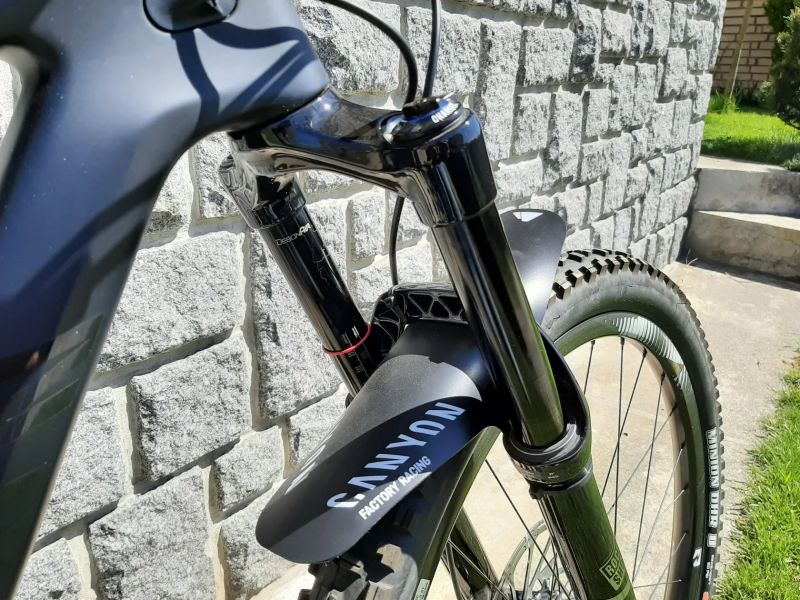 Canyon Strive CF 9.0 - vel. L